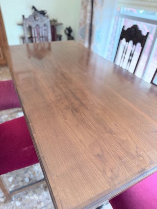 Mesa comedor y 6 sillas antiguo