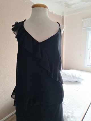 Traje de fiesta negro