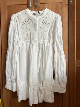 Blusa Zara bordada blanca