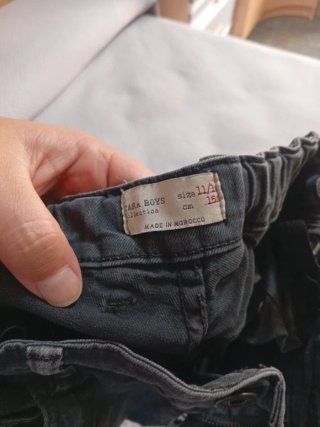 Pantalón Zara Camuflaje Gris 11-12 años