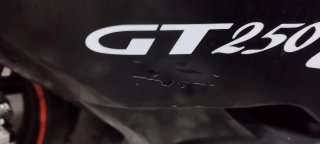 Hyosung GT125R Negra Deportiva
