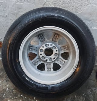 Llanta y neumático Kia Carnival, Sedona y H1-H300