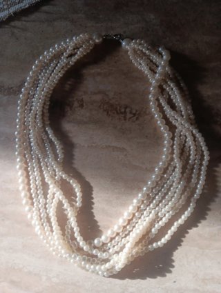 Collar de perlas para fallera