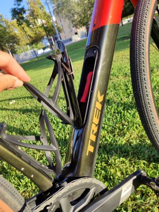 Bicicleta Gravel Trek Checkpoint Taglia M/L