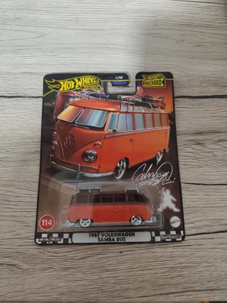 Hot Wheels Premium 1967 Volkswagen Samba Bus