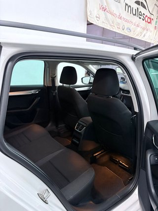Skoda Octavia COMBI 1.6TDI 115CV AMBITION