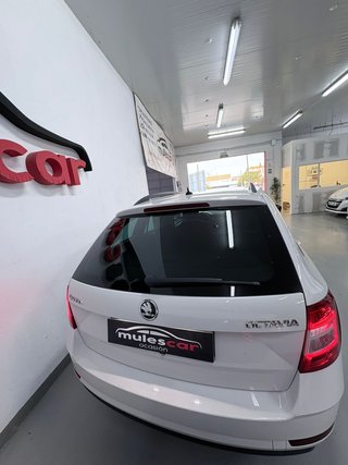 Skoda Octavia COMBI 1.6TDI 115CV AMBITION