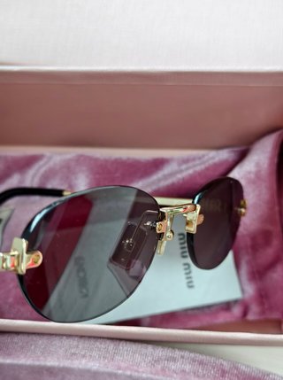 Gafas de sol Miu Miu ovaladas sin montura