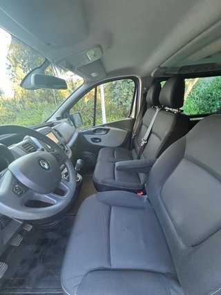 Renault Trafic 2015 9 Plazas SIN ADBLUE
