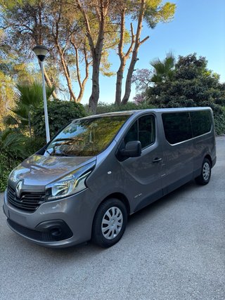 Renault Trafic 2015 9 Plazas SIN ADBLUE