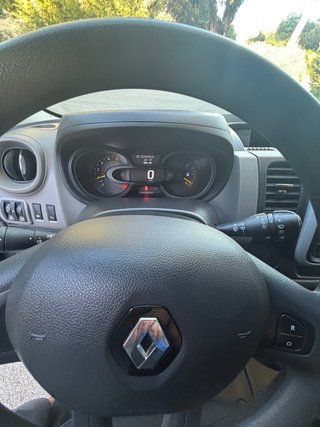 Renault Trafic 2015 9 Plazas SIN ADBLUE