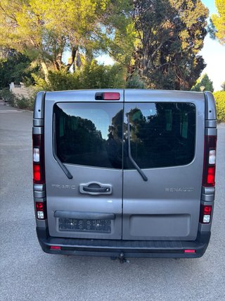 Renault Trafic 2015 9 Plazas SIN ADBLUE