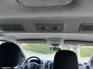 Renault Trafic 2015 9 Plazas SIN ADBLUE