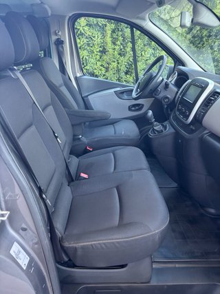 Renault Trafic 2015 9 Plazas SIN ADBLUE