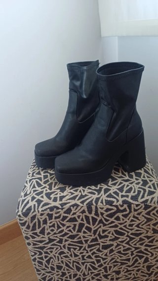 Botines plataforma negros