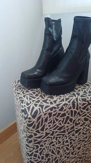 Botines plataforma negros
