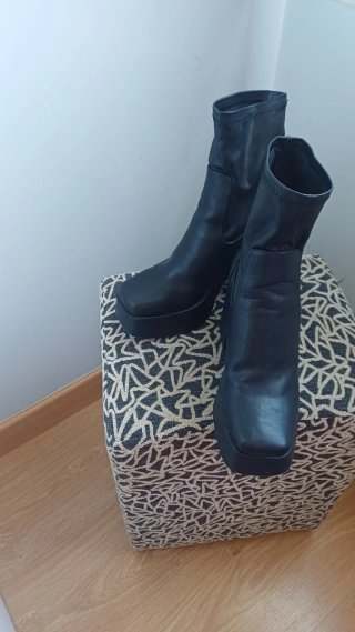 Botines plataforma negros