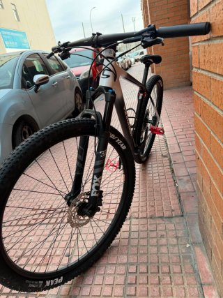 Bicicleta de Montaña Cannondale