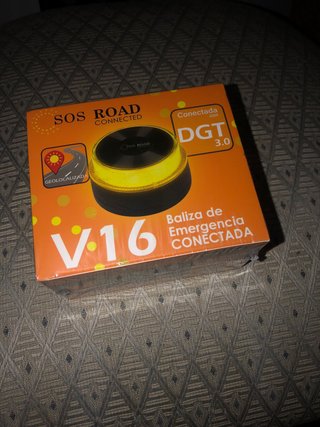 Baliza V16 SOS ROAD CONNECTED DGT 3.0 sin abrir