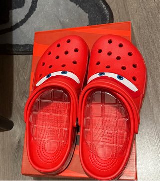 Crocs Rayo McQueen Talla 43