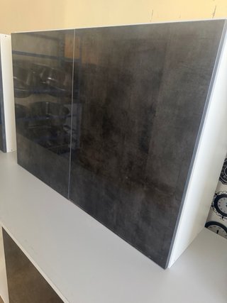 Cocina moderna gris y plateada