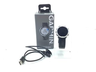 E749359-0 GARMIN FORERUNNER 645 MUSIC
