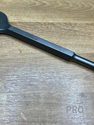 Cincel ancho D-25616 MAKITA