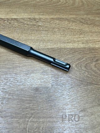 Cincel ancho D-25616 MAKITA