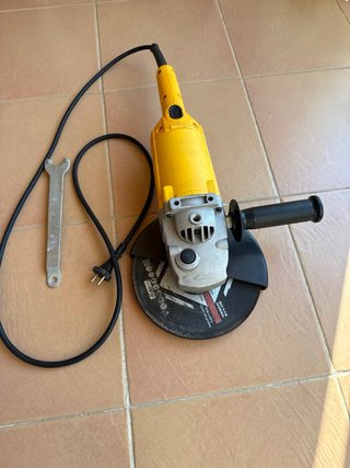 Radial DeWalt como nueva, un solo uso