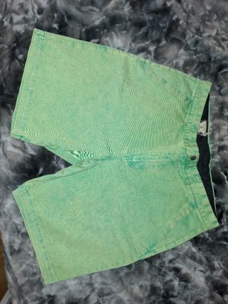 Pantalón corto Volcom verde