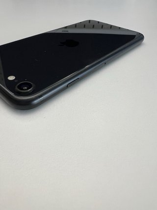 iPhone SE 2da Gen 64GB Negro