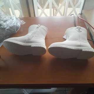 Botas niña Merkal talla 24 blancas