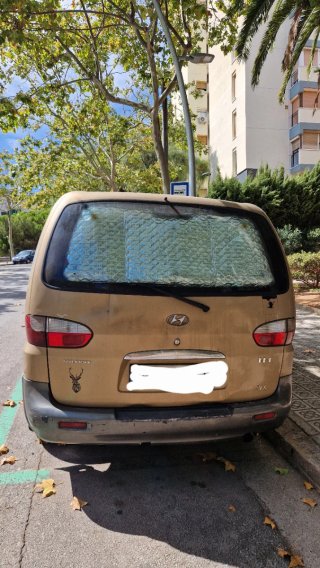 Hyundai H-1 2004