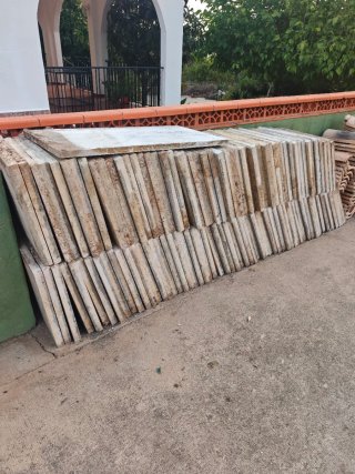 Tejas y Baldosas de Cerámica