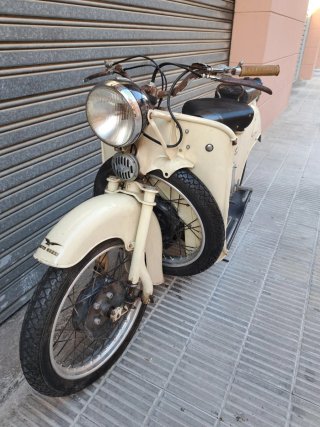 Moto Guzzi Galletto 175