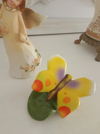 Set decorativo angelo con farfalla
