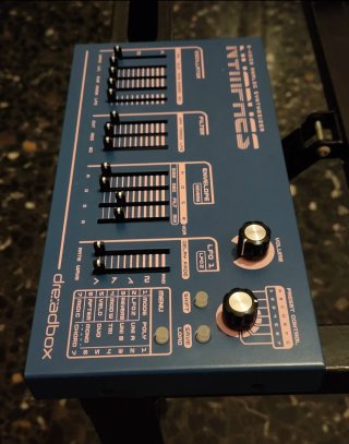 Dreadbox Nymphes Sintetizador Analógico