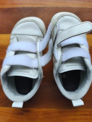 Zapato Feroz Moraira Blanco Talla 30 usadas