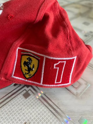 Berretto Ferrari Deutsch Vermogensberatung