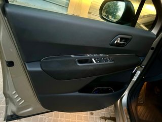 Peugeot 5008 2.0 hdi 150km