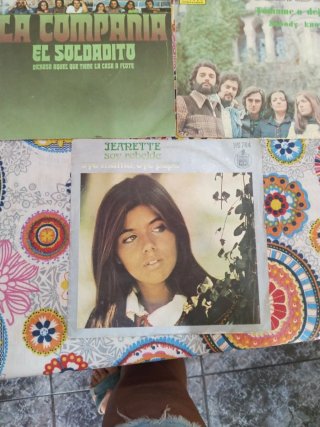 Lote 4 Vinilos con dos singl cadauno 45 RPM Pop In