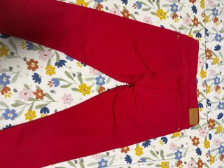 Pantalón vaquero Mango rojo talla L