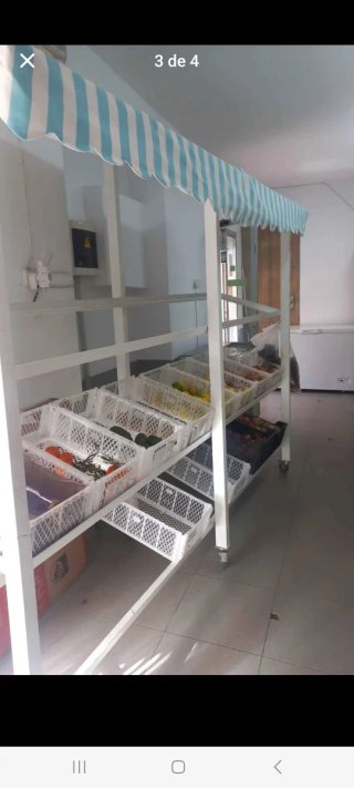 Frutero para tienda tres pisos cabe 7 a 9 cajas