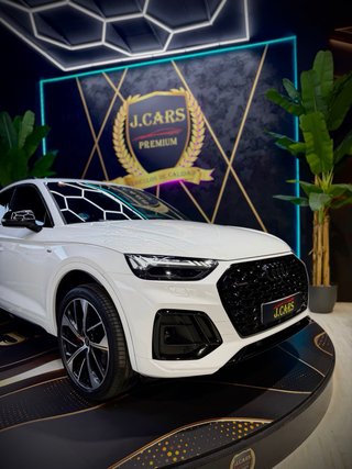 AUDI Q5 SPORTBACK ( S-LINE + BLACK LINE )