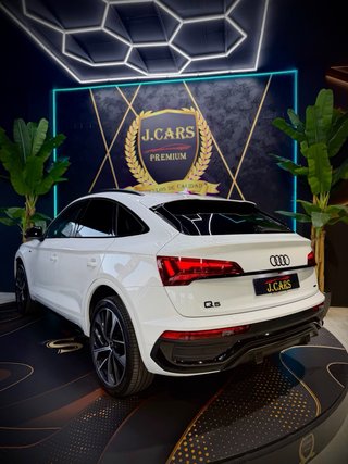 AUDI Q5 SPORTBACK ( S-LINE + BLACK LINE )