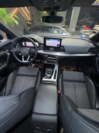 AUDI Q5 SPORTBACK ( S-LINE + BLACK LINE )