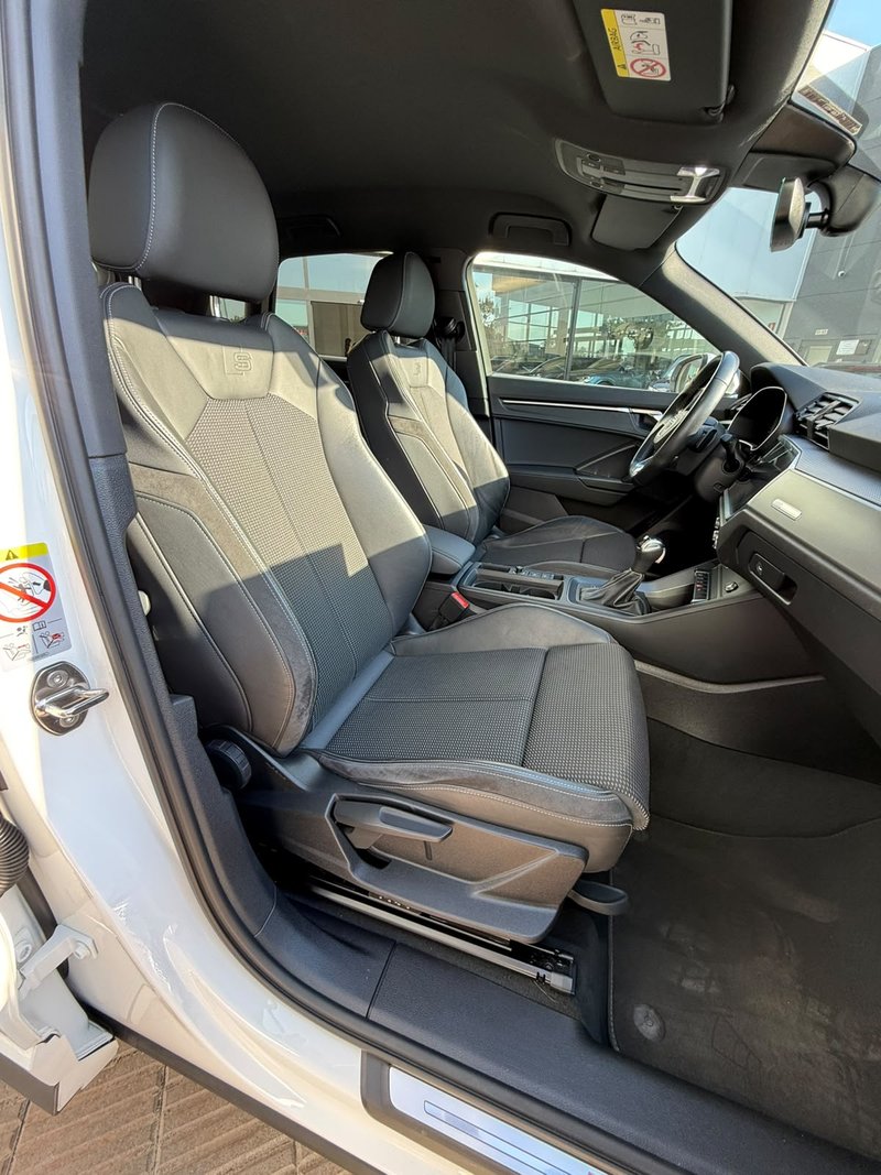 Audi Q3 S line 35 TDI 2022, foto 9