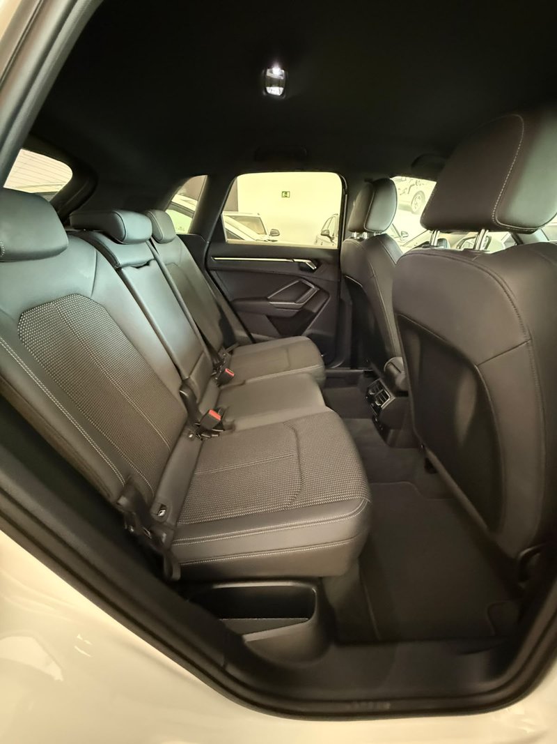 Audi Q3 S line 35 TDI 2022, foto 11