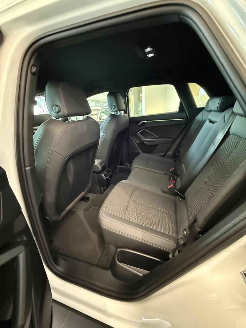 Audi Q3 S line 35 TDI 2022, foto 12