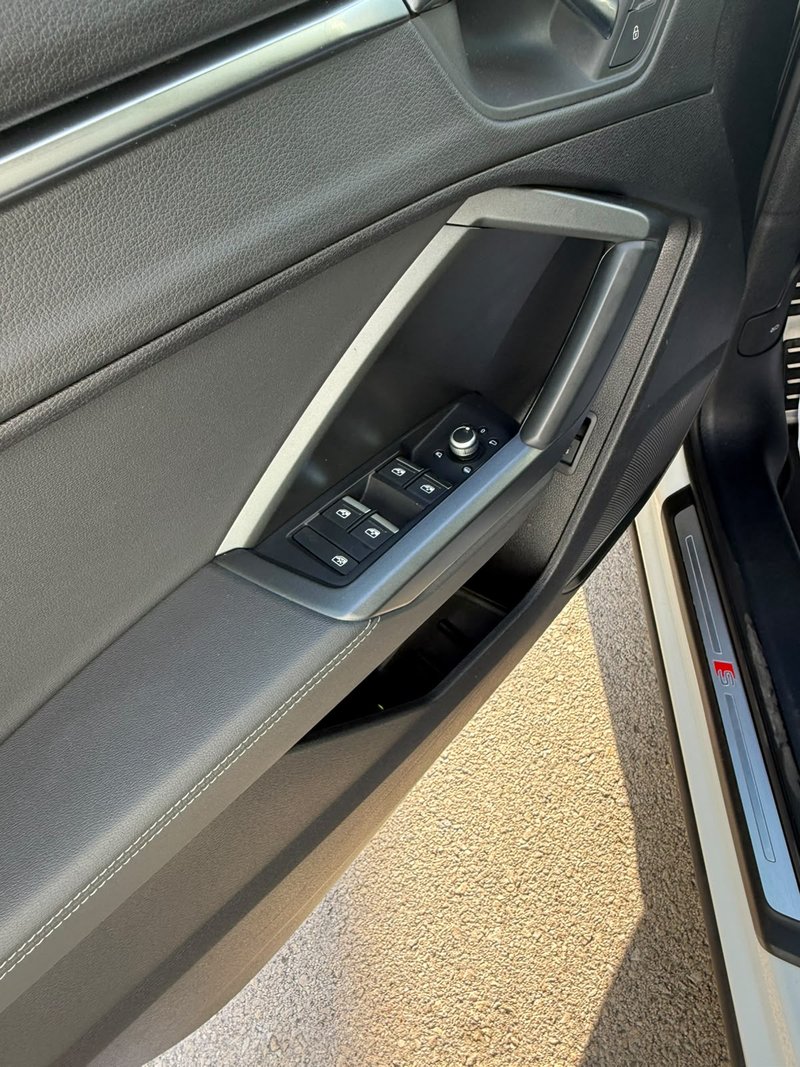Audi Q3 S line 35 TDI 2022, foto 13